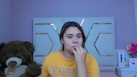 Snapshot of alanarousse_ chatting on August 5, 2026, 12:08 pm alanarousse_ online show from August 5, 2026, 12:08 pm