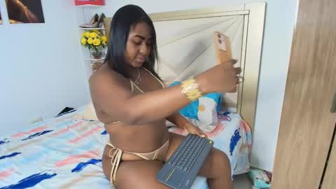 alana online show from January 5, 2025, 1:15 pm