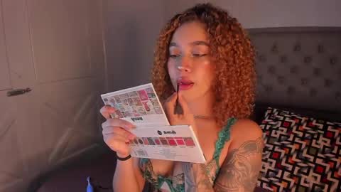 Snapshot of alanaxbrown chatting on April 1, 2026, 12:06 pm Tell me Alana online show from April 1, 2026, 12:06 pm