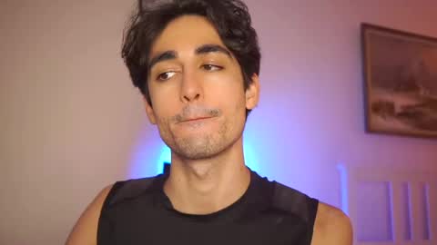 idenavarre online show from December 23, 2024, 10:23 pm