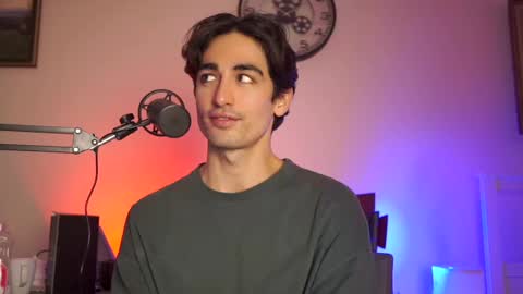 idenavarre online show from January 14, 2025, 12:54 am