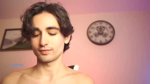 idenavarre online show from March 12, 2025, 9:56 pm