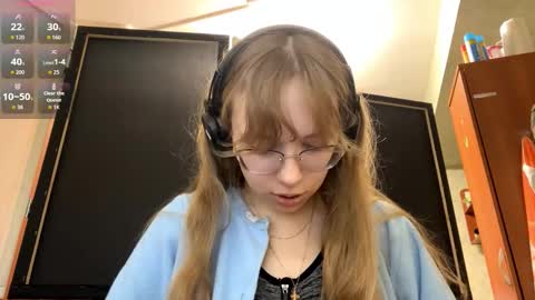 Stella online show from September 8, 2025, 5:56 pm