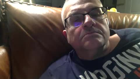 alankrieski1174 online show from October 21, 2025, 3:18 am