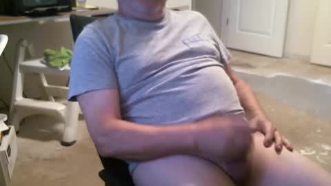 Alanlee10allen online show from September 25, 2025, 8:23 pm