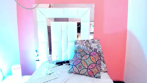 Ana online show from March 7, 2025, 10:43 pm