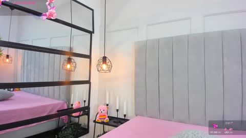 Snapshot of alannablair chatting on March 5, 2025, 11:49 am Alanna online show from March 5, 2025, 11:49 am