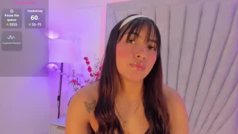 Snapshot of alannablair chatting on March 11, 2025, 11:44 am Alanna online show from March 11, 2025, 11:44 am