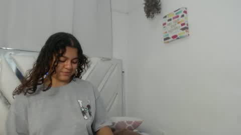 Snapshot of alannaharper chatting on June 18, 2026, 10:58 pm ALANA online show from June 18, 2026, 10:58 pm