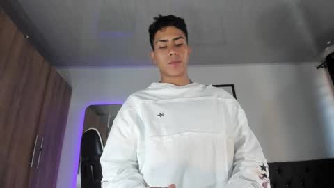 alannaughty_ online show from January 10, 2026, 10:25 pm