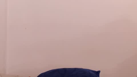 Snapshot of alasska_18 chatting on October 10, 2025, 9:58 pm alasska_18 online show from October 10, 2025, 9:58 pm