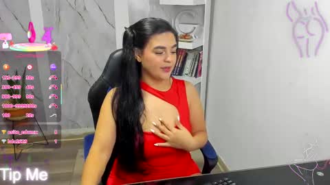 Snapshot of alayasmile chatting on October 7, 2025, 5:48 am Alaya online show from October 7, 2025, 5:48 am