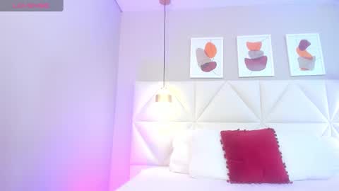 Alba  online show from September 23, 2025, 8:23 pm