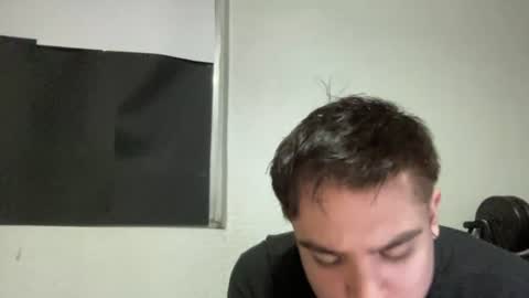 Snapshot of alber753713 chatting on June 14, 2026, 1:58 am alber753713 online show from June 14, 2026, 1:58 am