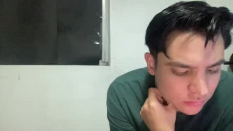 Snapshot of alber753713 chatting on August 4, 2026, 7:33 am alber753713 online show from August 4, 2026, 7:33 am