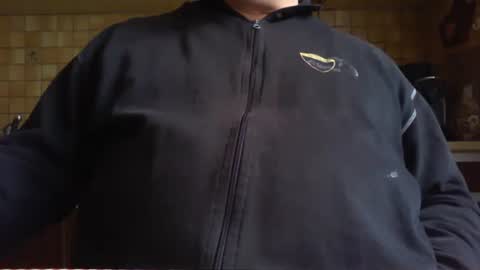 Snapshot of albert29 chatting on September 9, 2025, 12:37 pm albert29 online show from September 9, 2025, 12:37 pm