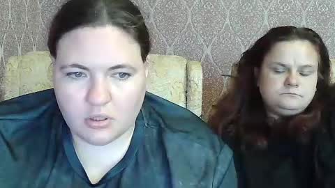 Snapshot of albertaandsharon chatting on July 13, 2026, 5:38 pm AlbertaAndSharon online show from July 13, 2026, 5:38 pm