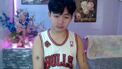 Snapshot of albertx_destroyer69 chatting on June 11, 2026, 2:44 am Albert online show from June 11, 2026, 2:44 am
