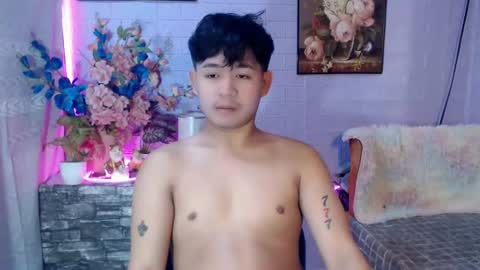 Snapshot of albertx_destroyer69 chatting on June 19, 2026, 1:43 am Albert online show from June 19, 2026, 1:43 am