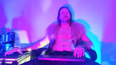 albinoadonis online show from November 1, 2025, 4:14 am