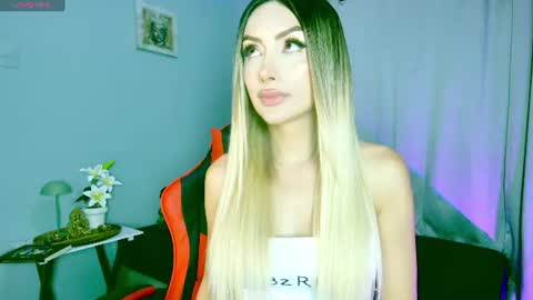 Snapshot of ale_love_ chatting on July 22, 2026, 3:31 am ALE LOVE online show from July 22, 2026, 3:31 am