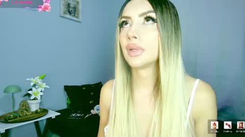 Snapshot of ale_love_ chatting on July 24, 2026, 3:59 am ALE LOVE online show from July 24, 2026, 3:59 am