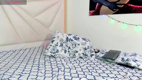 ale_noah_xxx online show from March 1, 2026, 7:38 pm