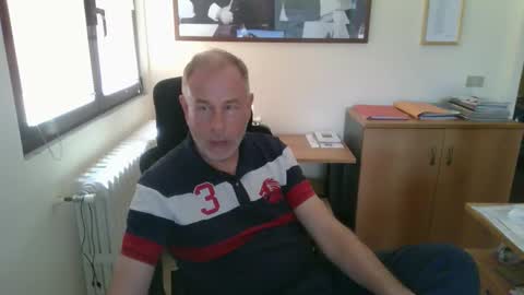Snapshot of aleandela chatting on May 25, 2026, 1:50 pm aleandela online show from May 25, 2026, 1:50 pm