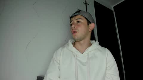 ALEC ANDREWS online show from January 3, 2025, 6:57 pm