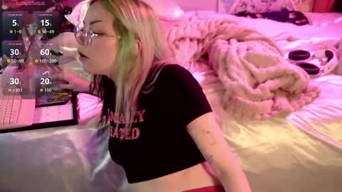 Snapshot of aleenachexxx chatting on March 1, 2026, 12:23 am Aleena Che online show from March 1, 2026, 12:23 am