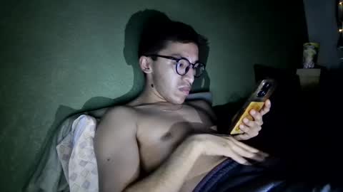 Snapshot of aleexrune chatting on October 8, 2025, 5:38 am aleexrune online show from October 8, 2025, 5:38 am