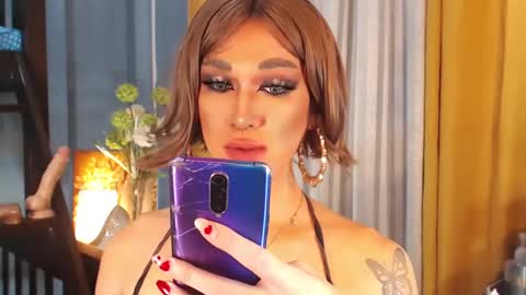 Snapshot of aleinacroft chatting on March 7, 2025, 6:57 am aleinacroft online show from March 7, 2025, 6:57 am