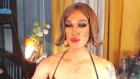 Snapshot of aleinacroft chatting on March 8, 2025, 6:32 am aleinacroft online show from March 8, 2025, 6:32 am