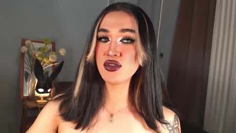 Snapshot of aleinacroft chatting on October 9, 2025, 6:55 am aleinacroft online show from October 9, 2025, 6:55 am