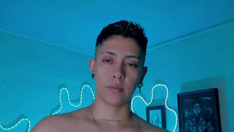Snapshot of aleja1214 chatting on April 29, 2026, 8:37 pm Alejandra online show from April 29, 2026, 8:37 pm