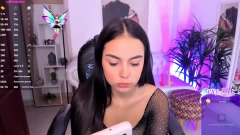 Snapshot of alejaa___ chatting on January 4, 2025, 2:46 pm Alejandra online show from January 4, 2025, 2:46 pm