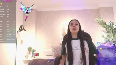 Snapshot of alejaa___ chatting on January 5, 2025, 11:37 am Alejandra online show from January 5, 2025, 11:37 am
