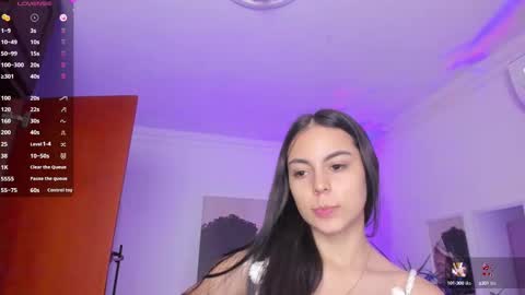 Snapshot of alejaa___ chatting on February 17, 2025, 11:13 am Alejandra online show from February 17, 2025, 11:13 am