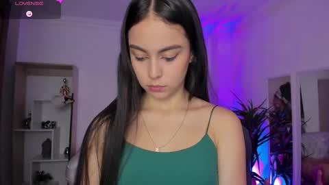 Snapshot of alejaa___ chatting on March 3, 2025, 2:26 pm Alejandra online show from March 3, 2025, 2:26 pm