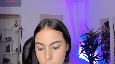 Snapshot of alejaa___ chatting on March 7, 2025, 5:28 pm Alejandra online show from March 7, 2025, 5:28 pm