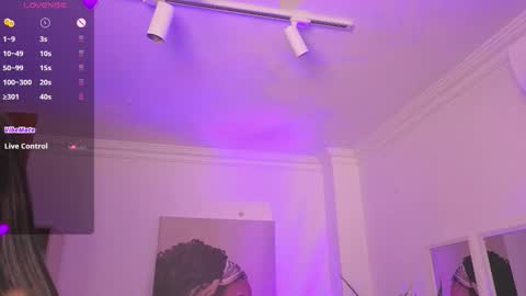 Alejandra online show from February 26, 2026, 11:42 am