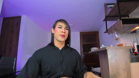 Snapshot of alejaevangeline chatting on February 14, 2025, 1:45 am A L E J A N D R A online show from February 14, 2025, 1:45 am