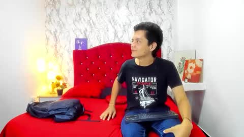 ALEJANDRA JAMES online show from April 8, 2026, 2:22 am