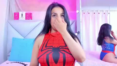 Snapshot of alejandra_lee19 chatting on June 5, 2026, 7:25 am alejandra_lee19 online show from June 5, 2026, 7:25 am