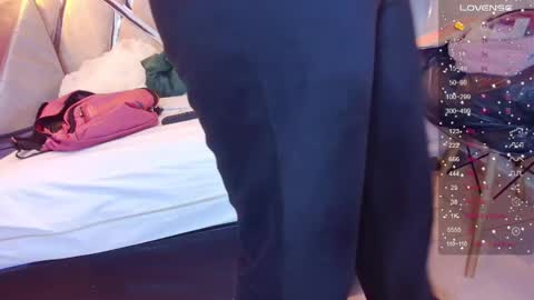 alejandra martins online show from March 5, 2025, 2:12 pm