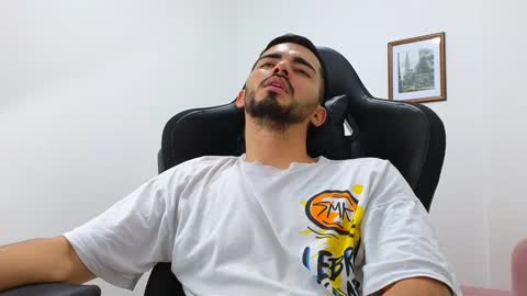 Snapshot of alejandroo_7 chatting on December 22, 2024, 8:47 pm alejandroo_7 online show from December 22, 2024, 8:47 pm