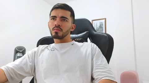 Snapshot of alejandroo_7 chatting on January 7, 2025, 11:56 pm alejandroo_7 online show from January 7, 2025, 11:56 pm