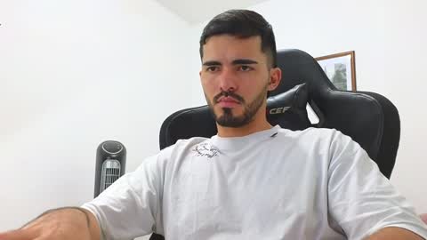 Snapshot of alejandroo_7 chatting on January 8, 2025, 2:57 am alejandroo_7 online show from January 8, 2025, 2:57 am