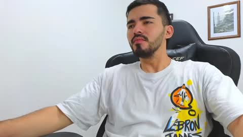 Snapshot of alejandroo_7 chatting on January 15, 2025, 6:51 pm alejandroo_7 online show from January 15, 2025, 6:51 pm