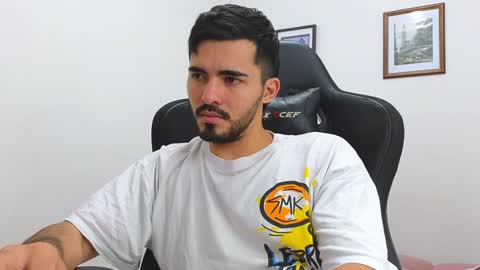 Snapshot of alejandroo_7 chatting on January 15, 2025, 9:51 pm alejandroo_7 online show from January 15, 2025, 9:51 pm